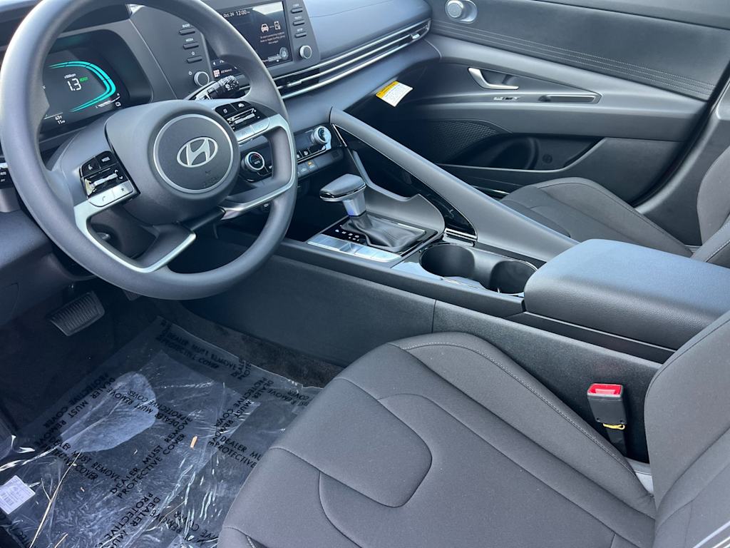 Thumbnail: 2026 Hyundai Elantra - 9