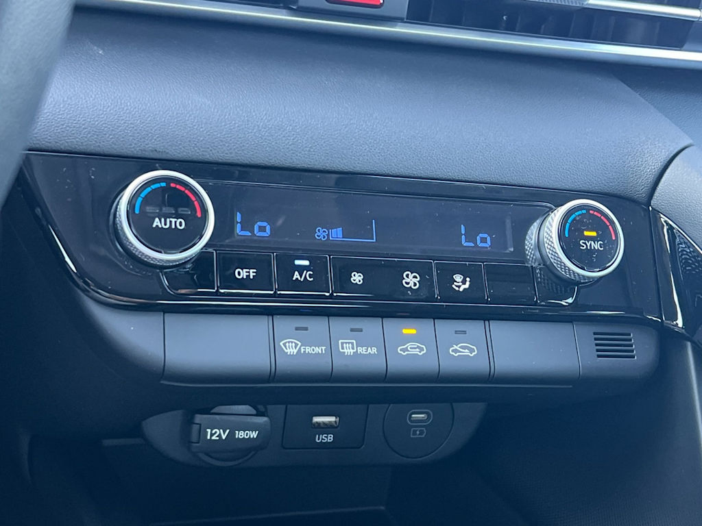 Thumbnail: 2026 Hyundai Elantra - 24