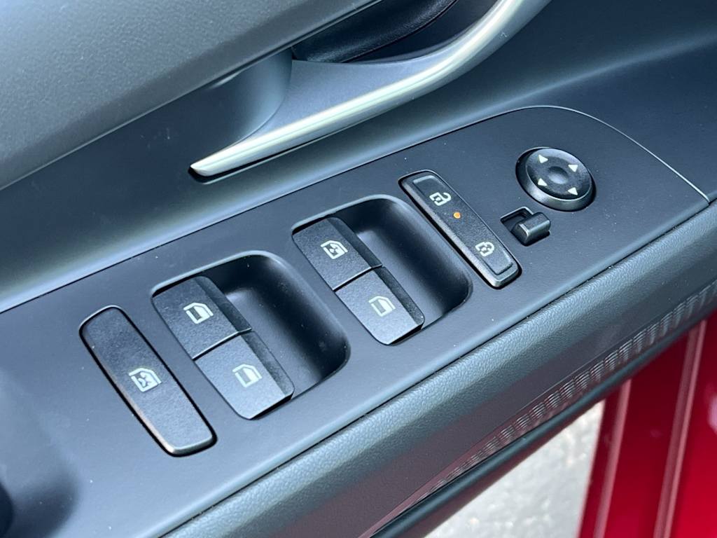 Thumbnail: 2026 Hyundai Elantra - 22