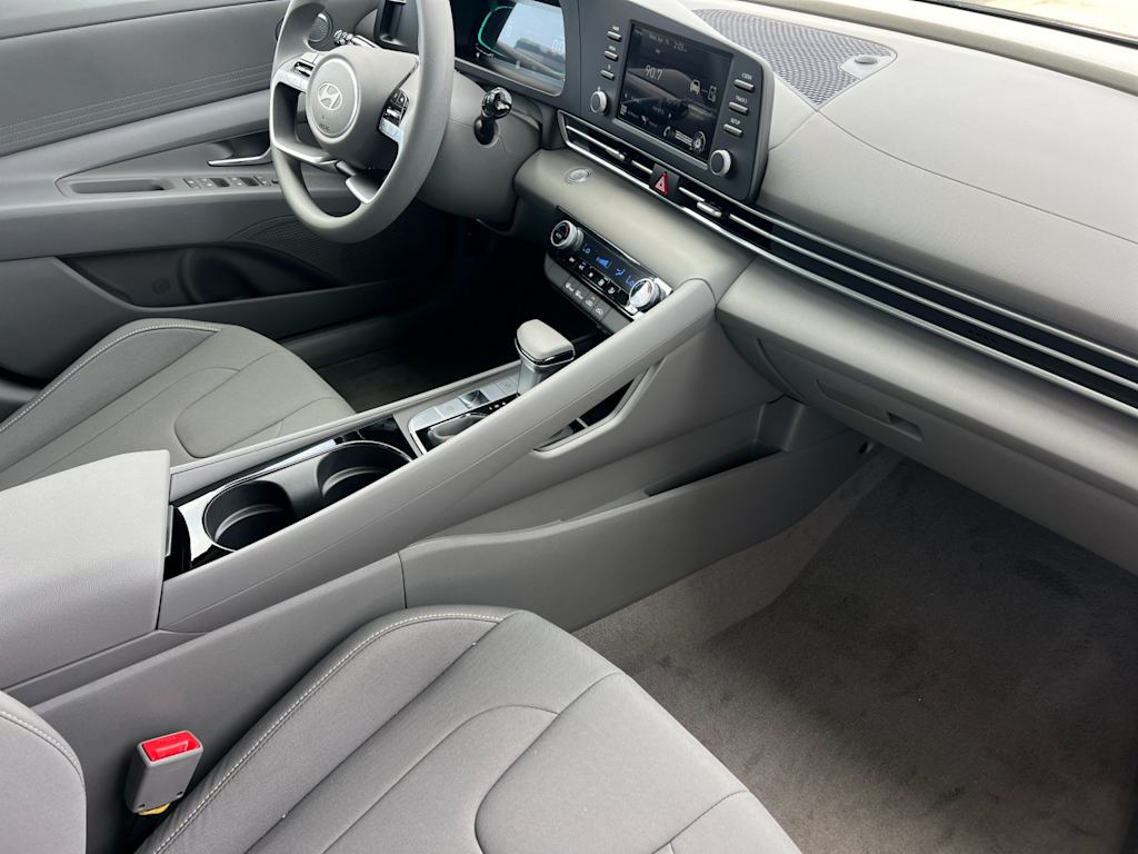 Thumbnail: 2026 Hyundai Elantra - 13