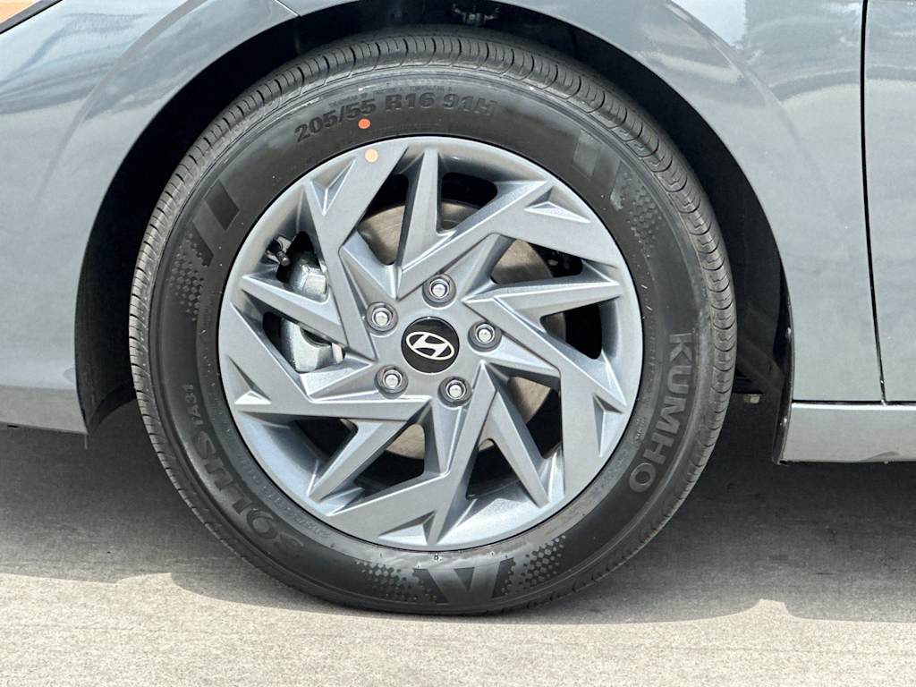 Thumbnail: 2026 Hyundai Elantra - 8