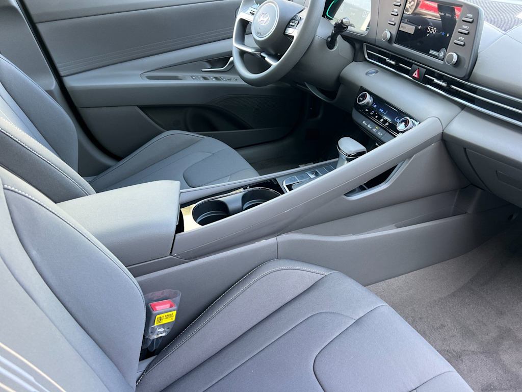 Thumbnail: 2026 Hyundai Elantra - 10