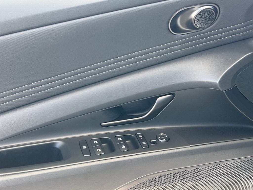 Thumbnail: 2026 Hyundai Elantra - 21