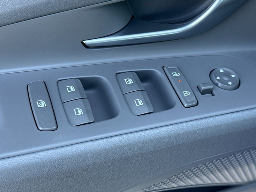 Thumbnail: 2026 Hyundai Elantra - 23
