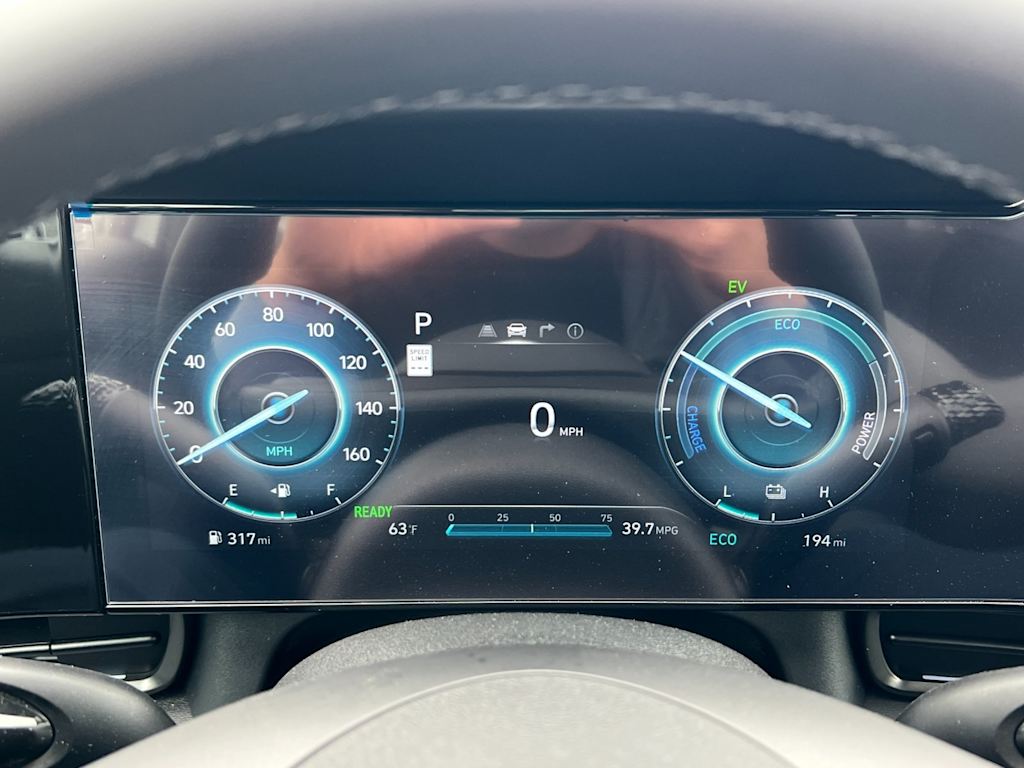 Thumbnail: 2025 Hyundai Elantra - 17