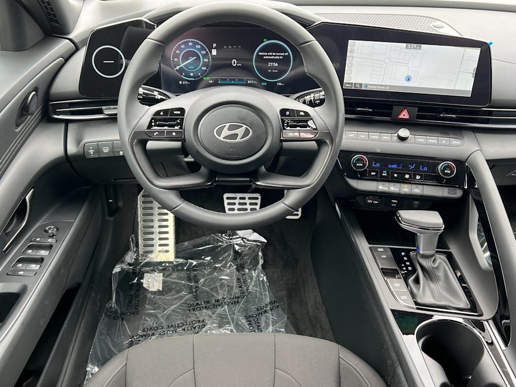 Thumbnail: 2025 Hyundai Elantra - 13