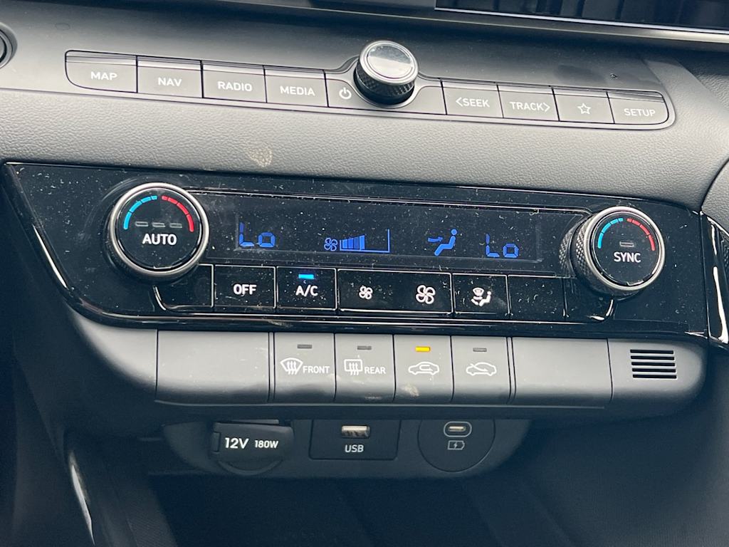 Thumbnail: 2025 Hyundai Elantra - 26