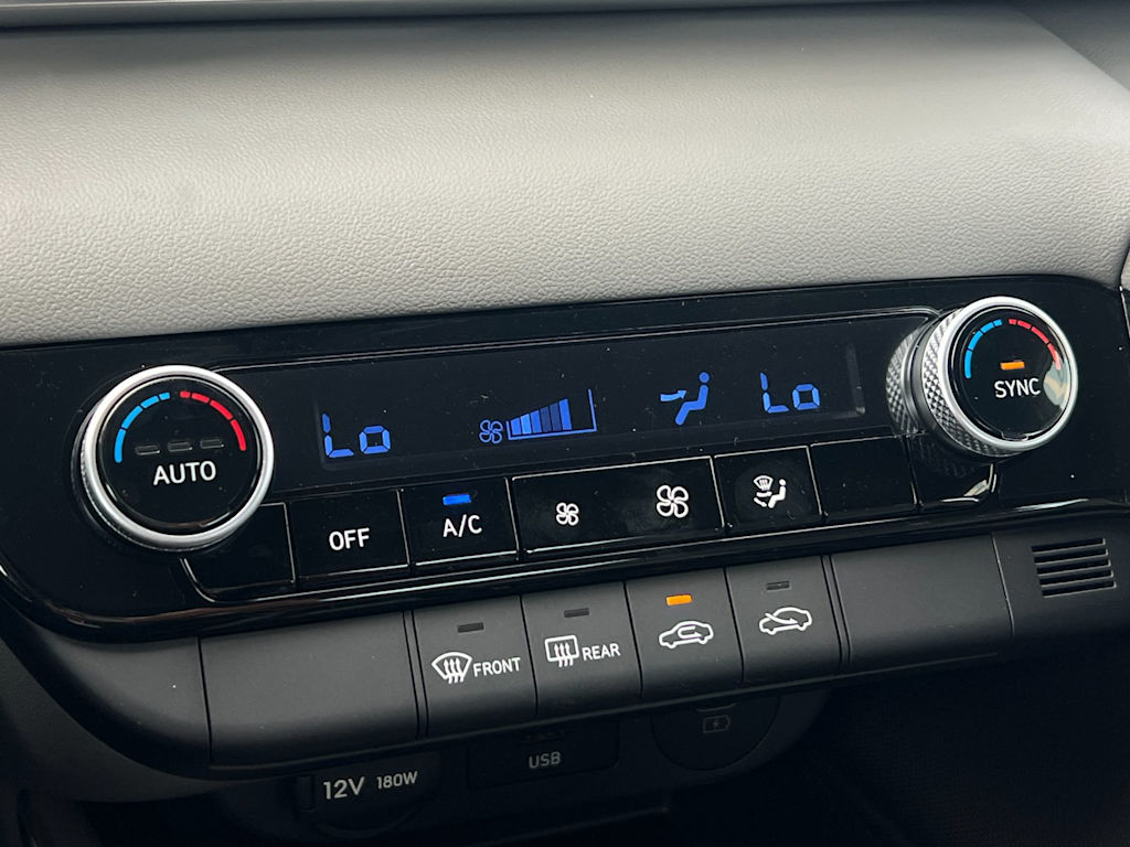 Thumbnail: 2026 Hyundai Elantra - 23