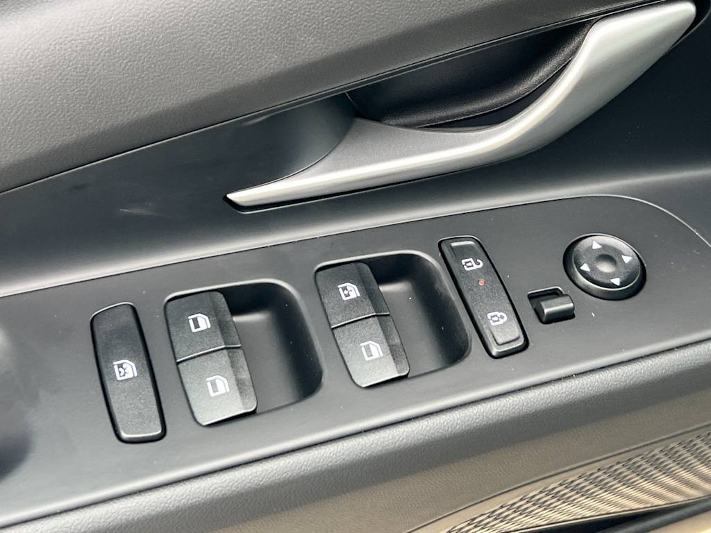 Thumbnail: 2026 Hyundai Elantra - 22