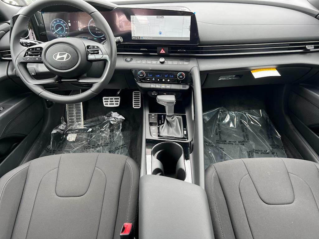 Thumbnail: 2025 Hyundai Elantra - 2