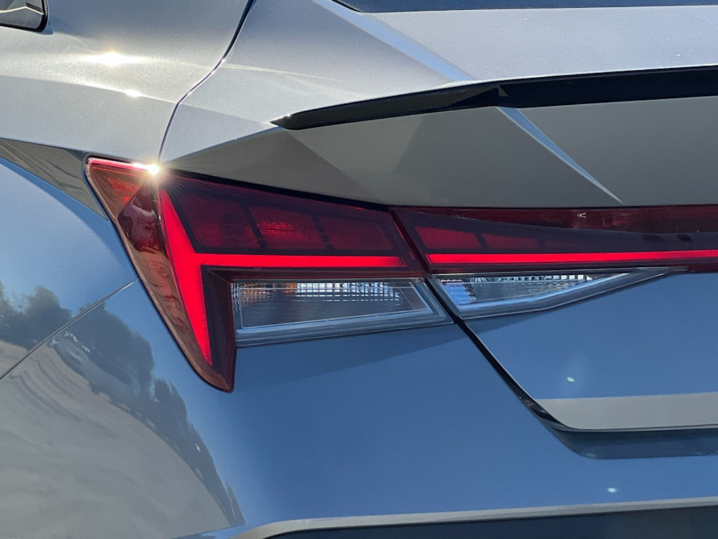 Thumbnail: 2025 Hyundai Elantra - 28