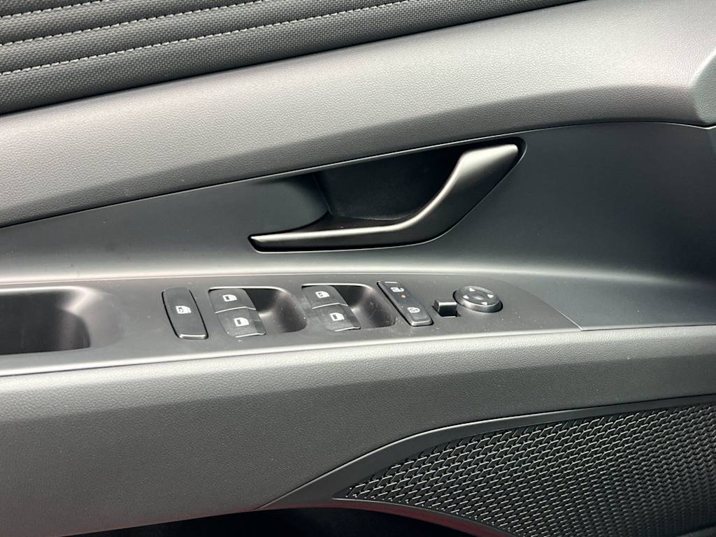 2026 Hyundai Elantra Blue - Photo 7