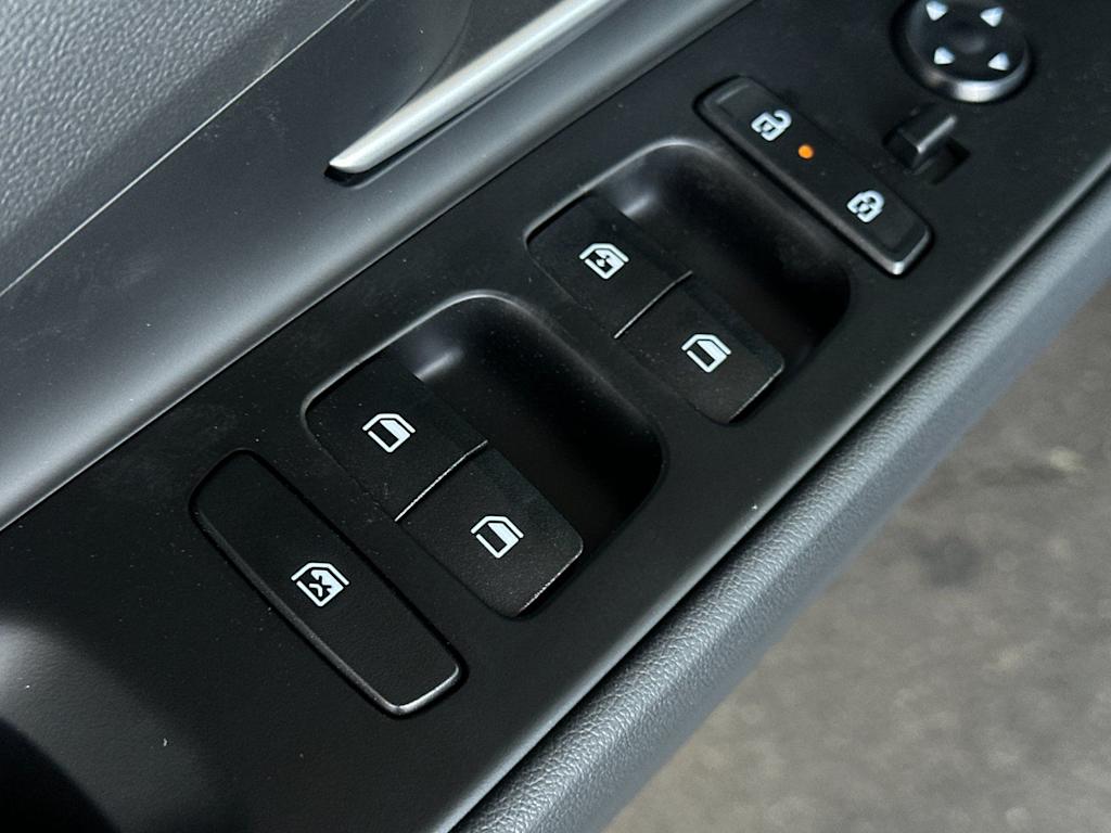 Thumbnail: 2026 Hyundai Elantra - 20