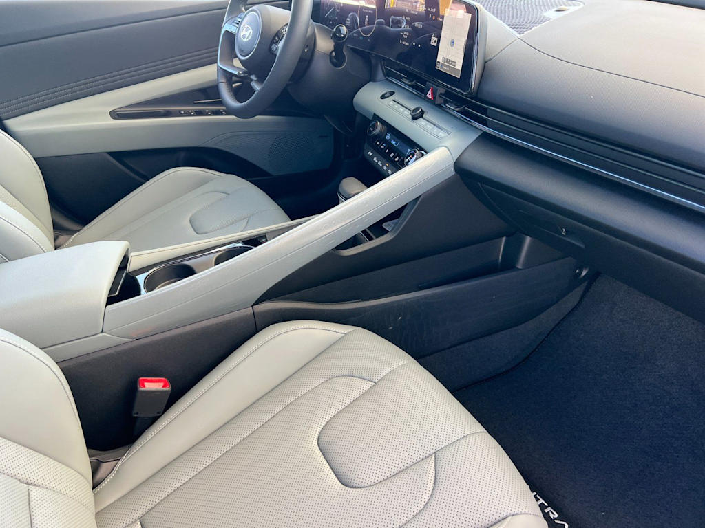 Thumbnail: 2026 Hyundai Elantra - 13
