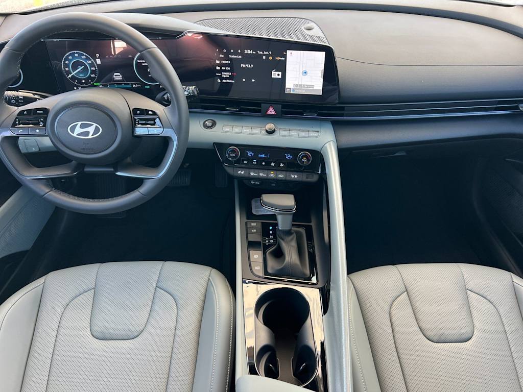 Thumbnail: 2026 Hyundai Elantra - 2