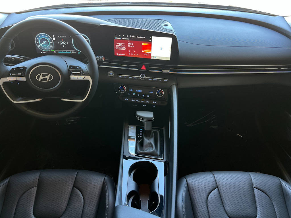 Thumbnail: 2026 Hyundai Elantra - 2