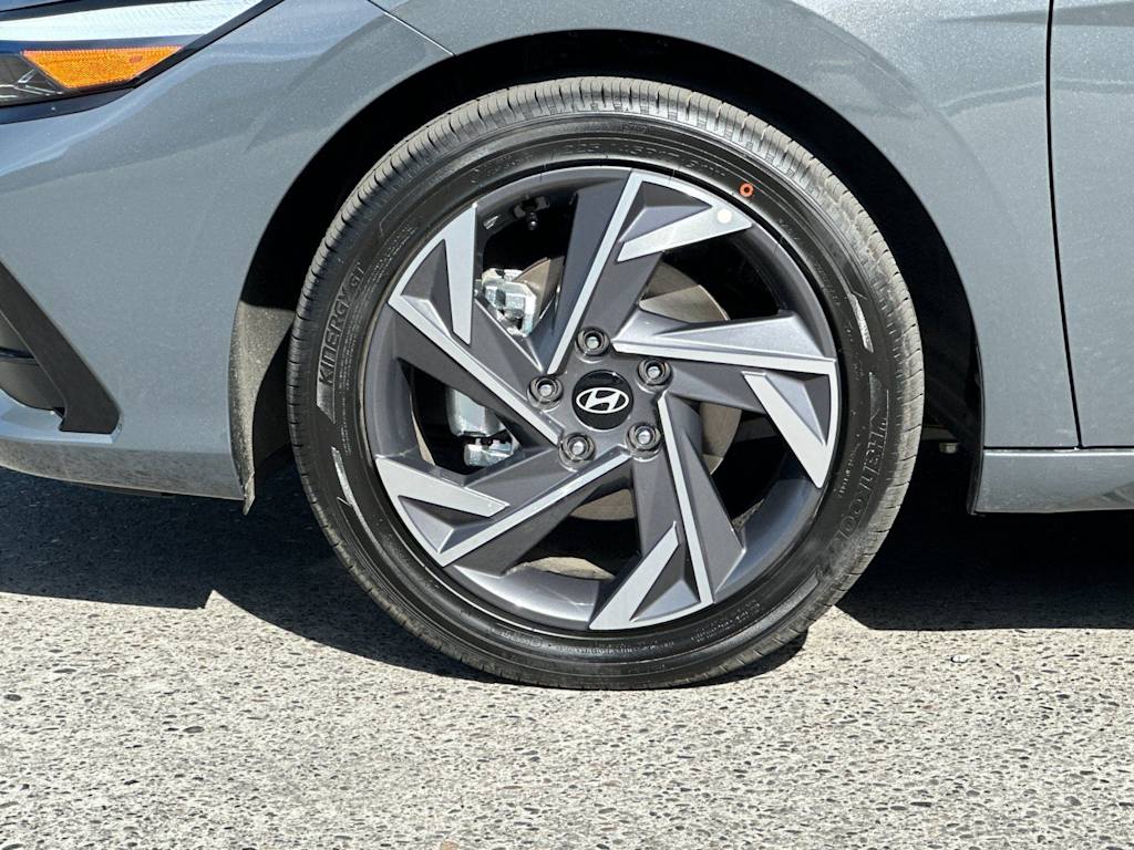 Thumbnail: 2026 Hyundai Elantra - 8