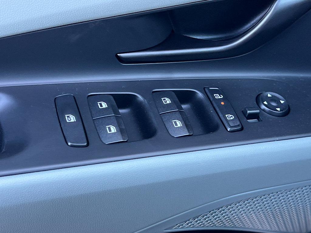 Thumbnail: 2026 Hyundai Elantra - 21