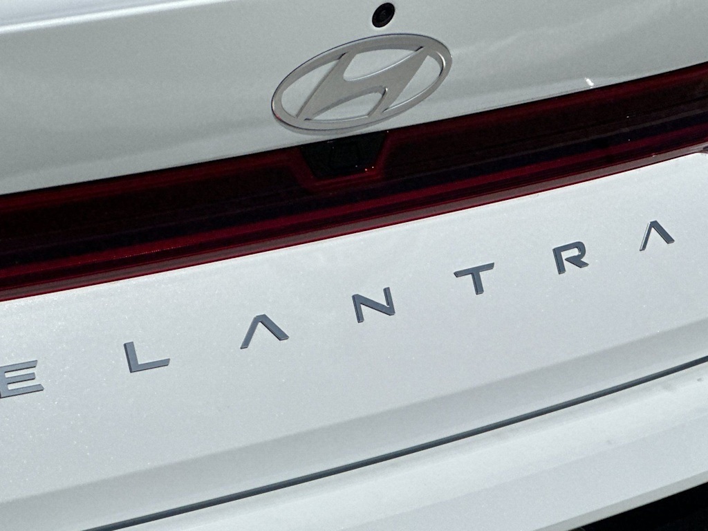 Thumbnail: 2026 Hyundai Elantra - 5