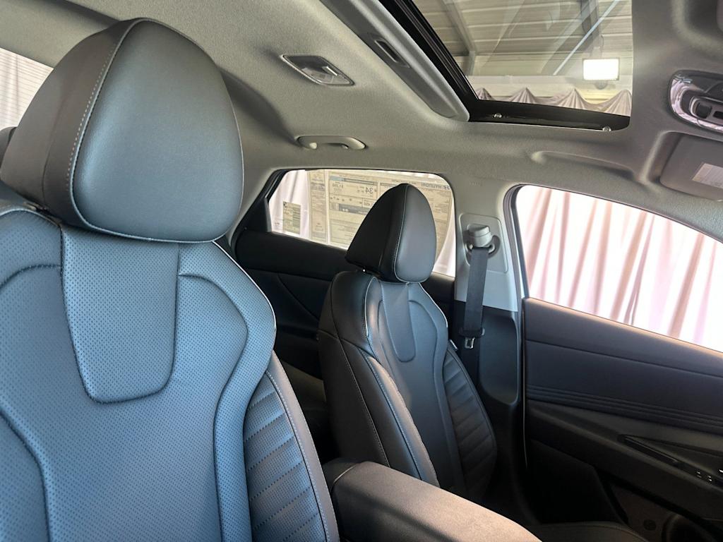 Thumbnail: 2026 Hyundai Elantra - 9
