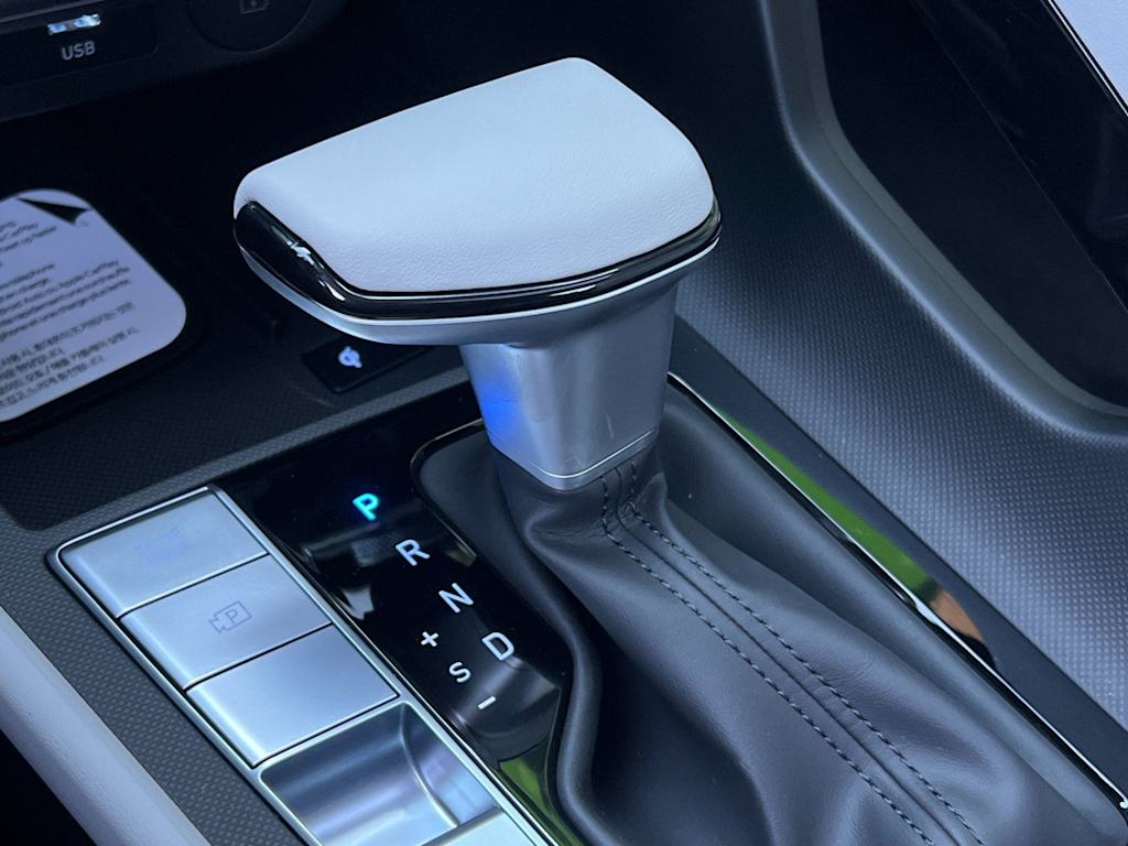 Thumbnail: 2026 Hyundai Elantra - 14