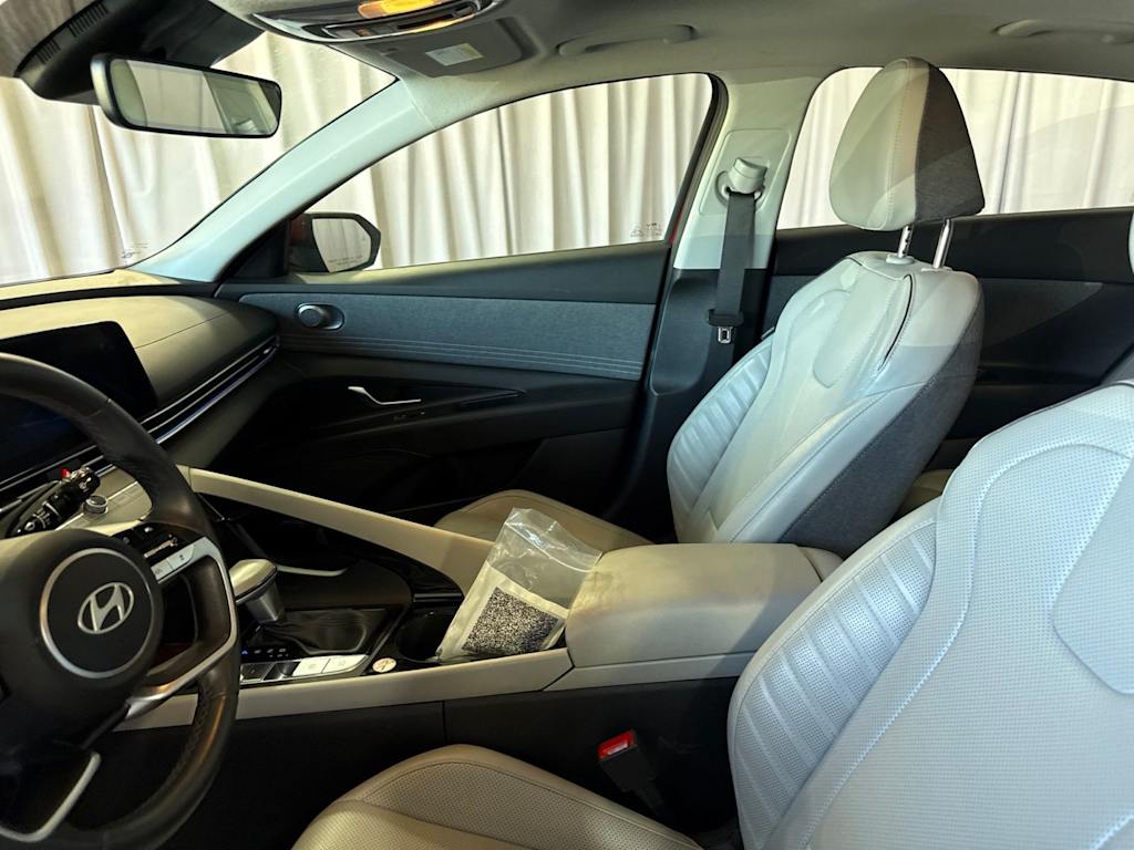 Thumbnail: 2024 Hyundai Elantra - 9