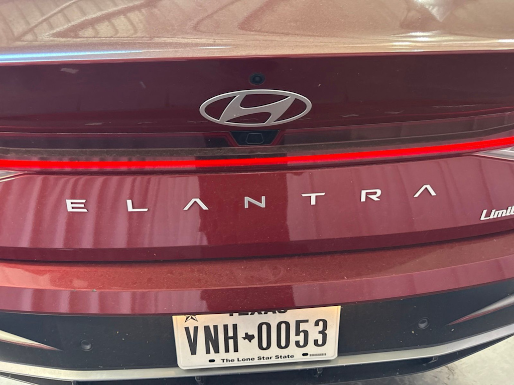 Thumbnail: 2024 Hyundai Elantra - 7
