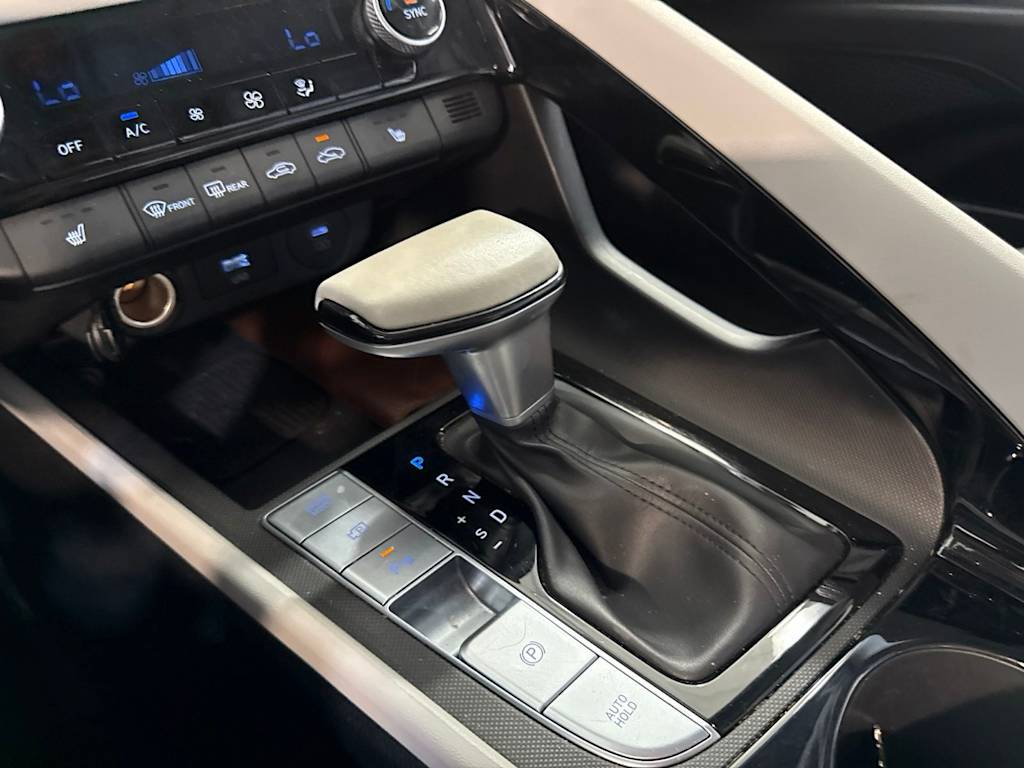 Thumbnail: 2024 Hyundai Elantra - 12