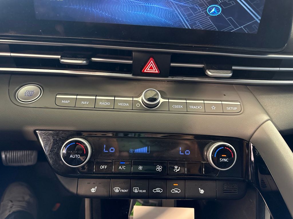 Thumbnail: 2023 Hyundai Elantra - 25