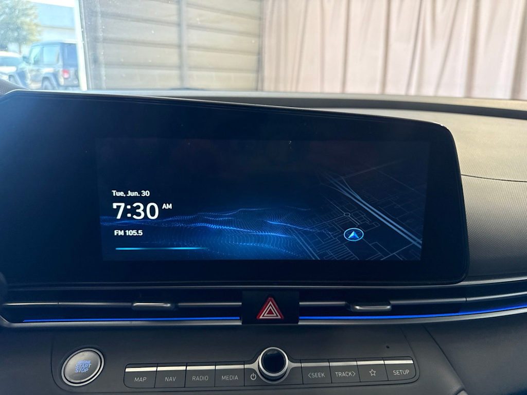 Thumbnail: 2025 Hyundai Elantra - 10