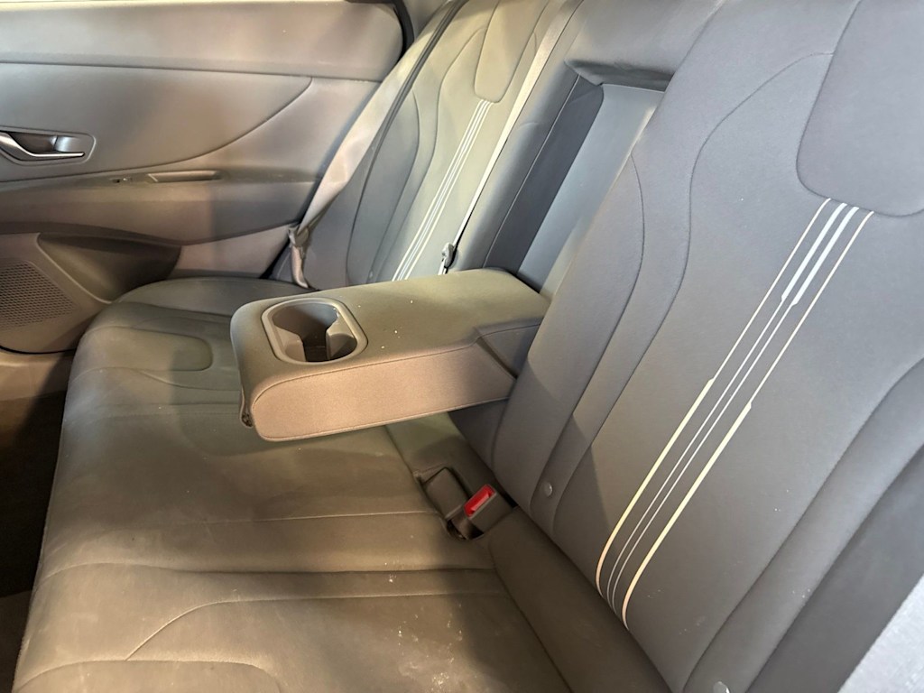 Thumbnail: 2025 Hyundai Elantra - 18