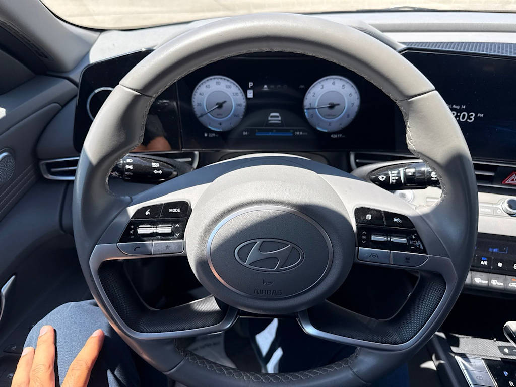Thumbnail: 2025 Hyundai Elantra - 8
