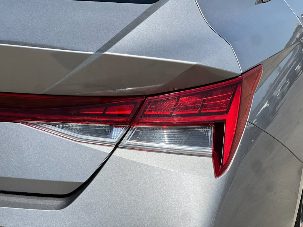 Thumbnail: 2025 Hyundai Elantra - 30