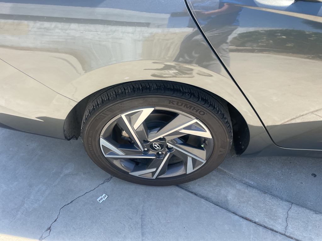 2024 Hyundai Elantra SEL 17
