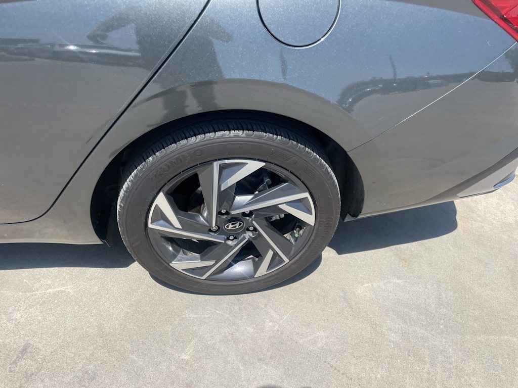 2024 Hyundai Elantra SEL 7