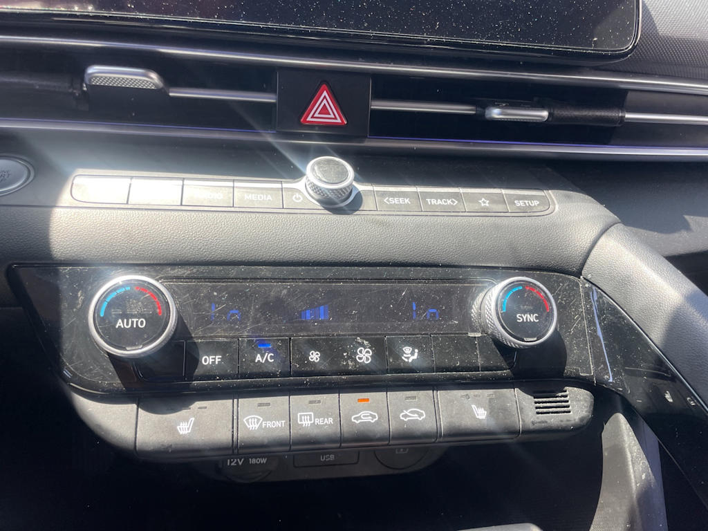 2024 Hyundai Elantra SEL 21