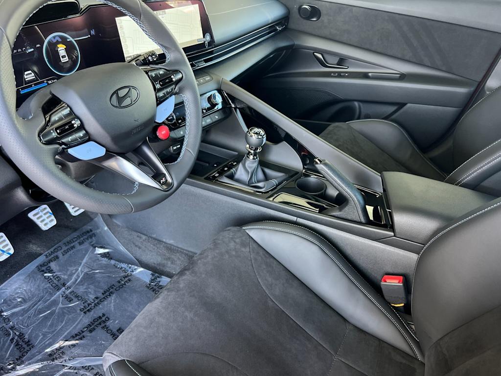 Thumbnail: 2025 Hyundai Elantra - 9