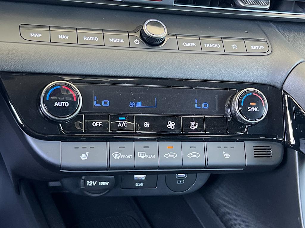 Thumbnail: 2025 Hyundai Elantra - 26