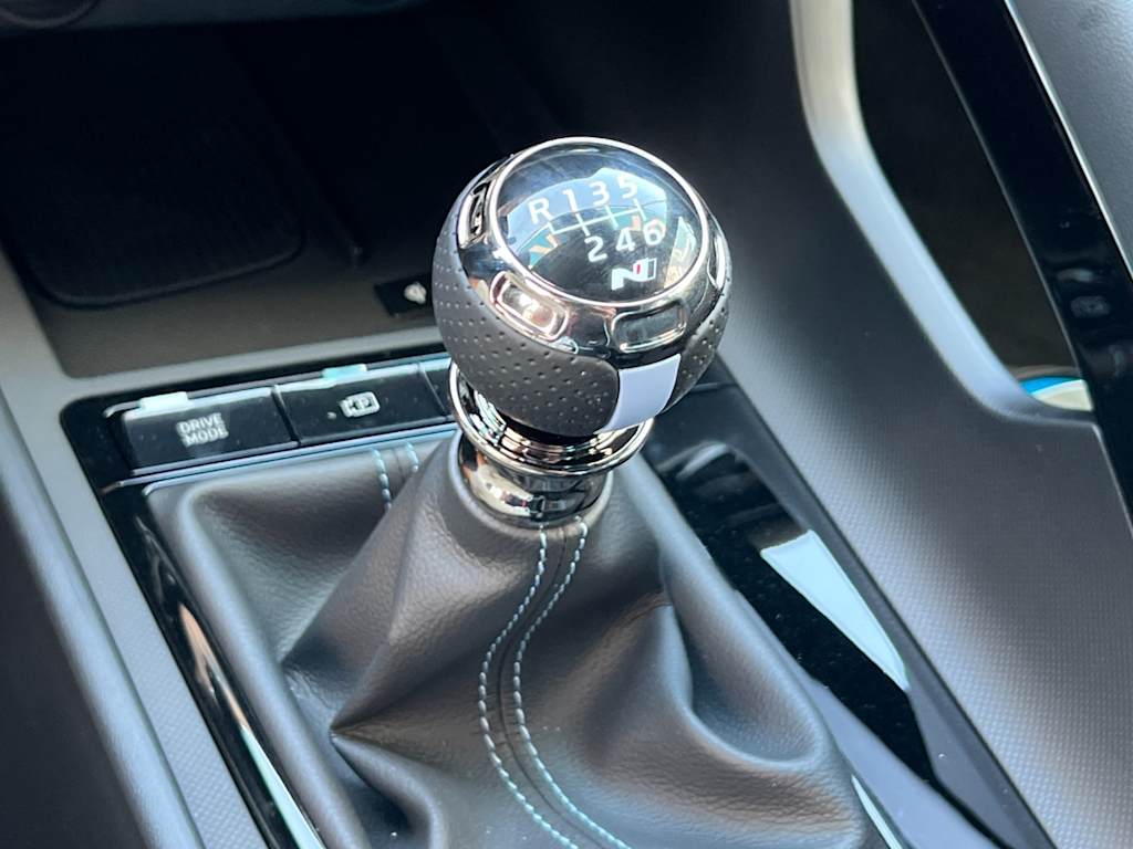 Thumbnail: 2025 Hyundai Elantra - 15