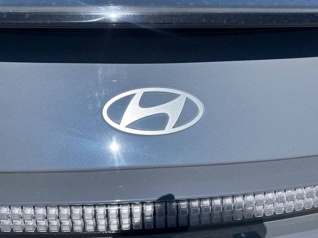Thumbnail: 2024 Hyundai Ioniq 6 - 18