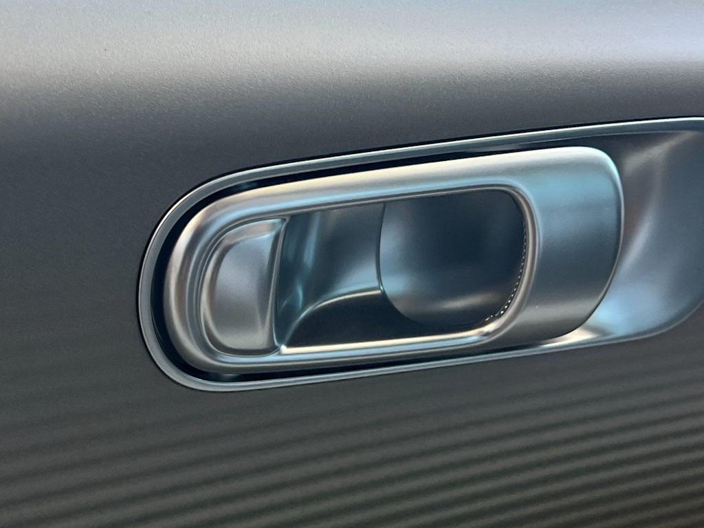 Thumbnail: 2023 Hyundai Ioniq 6 - 6