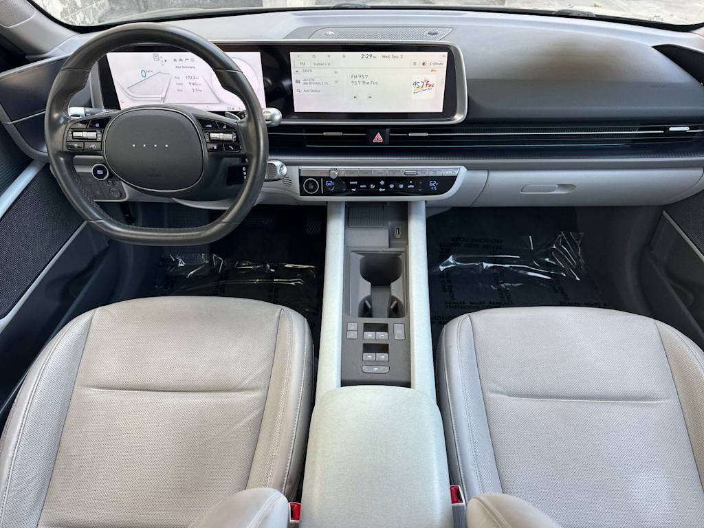 Thumbnail: 2023 Hyundai Ioniq 6 - 2