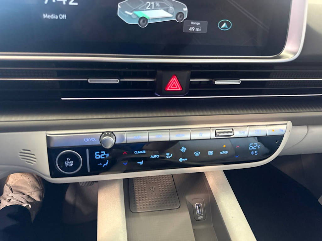 Thumbnail: 2025 Hyundai Ioniq 6 - 23