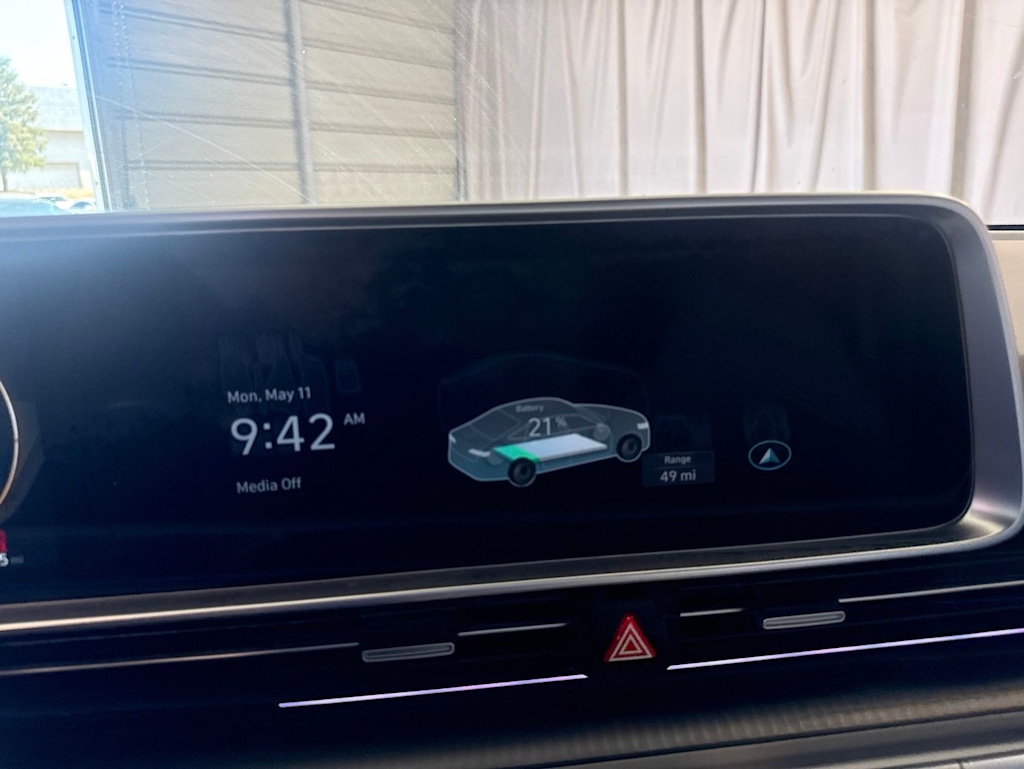 Thumbnail: 2025 Hyundai Ioniq 6 - 22