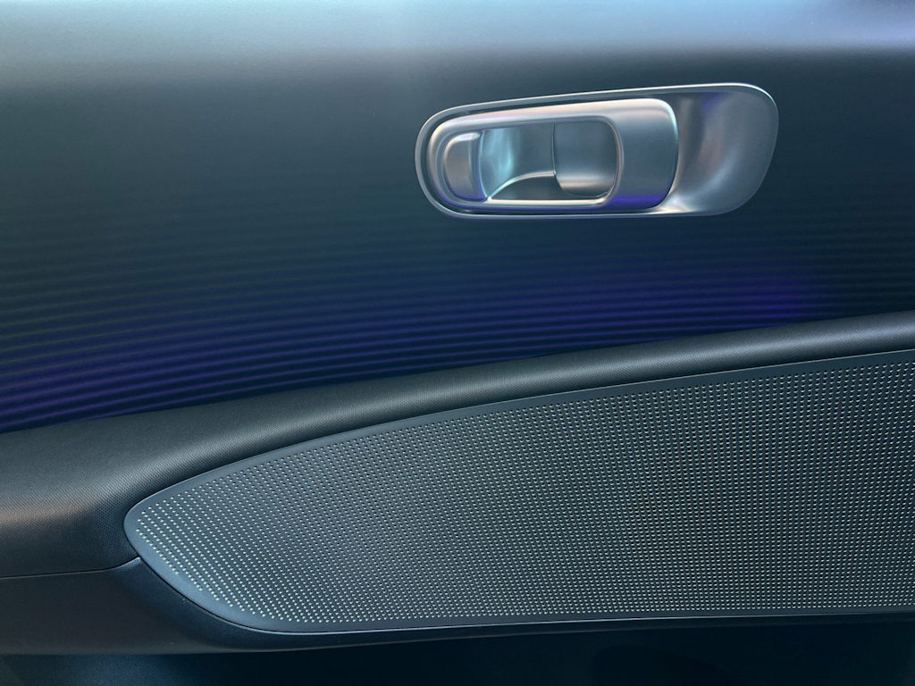 Thumbnail: 2025 Hyundai Ioniq 6 - 21
