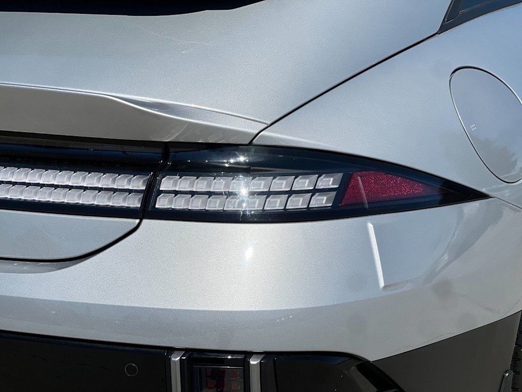 Thumbnail: 2025 Hyundai Ioniq 6 - 30