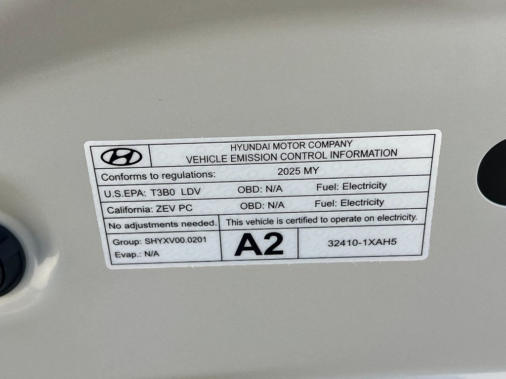 Thumbnail: 2025 Hyundai Ioniq 6 - 16