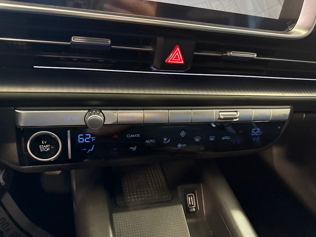 Thumbnail: 2024 Hyundai Ioniq 6 - 26