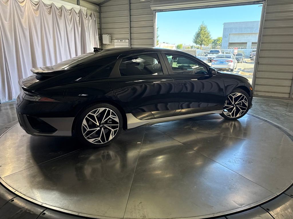 Thumbnail: 2024 Hyundai Ioniq 6 - 6