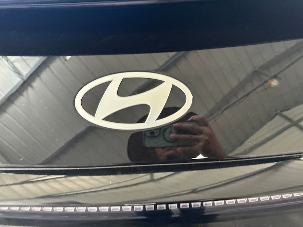 Thumbnail: 2024 Hyundai Ioniq 6 - 17